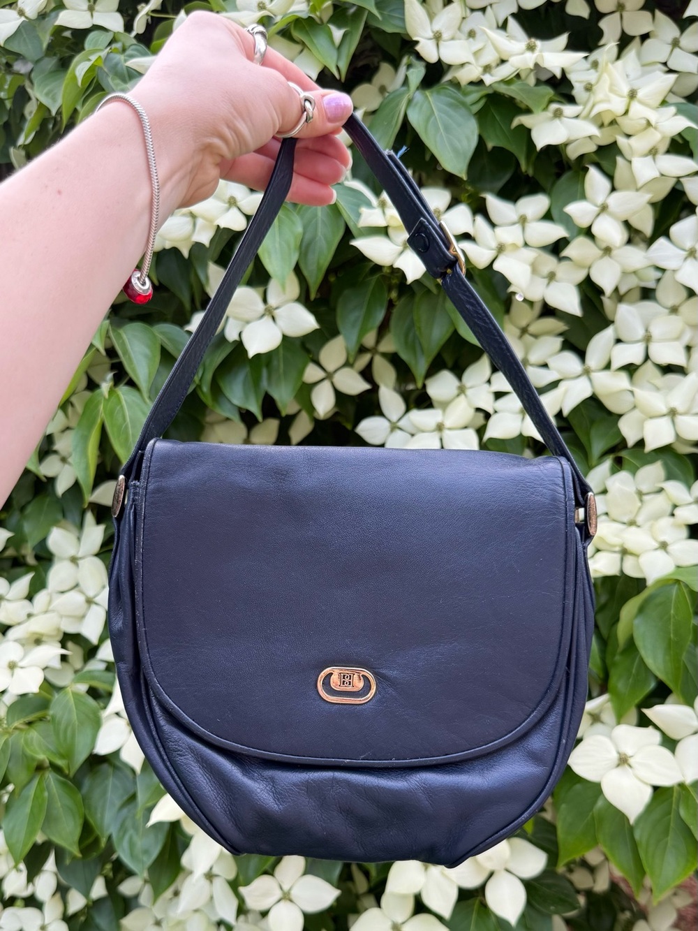 Beautiful Navy Italian leather shoulder bag by Borelli.